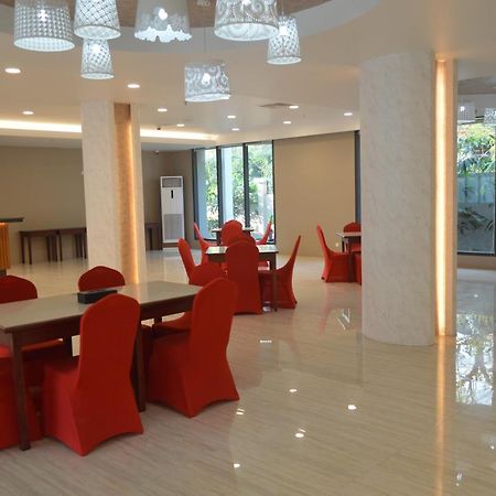 Gyogon Airport Avenue Hotel מראה חיצוני תמונה