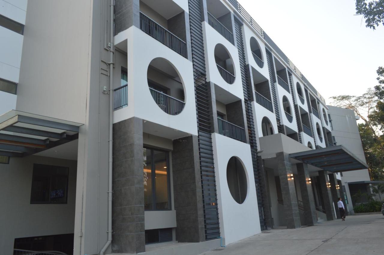 Gyogon Airport Avenue Hotel מראה חיצוני תמונה